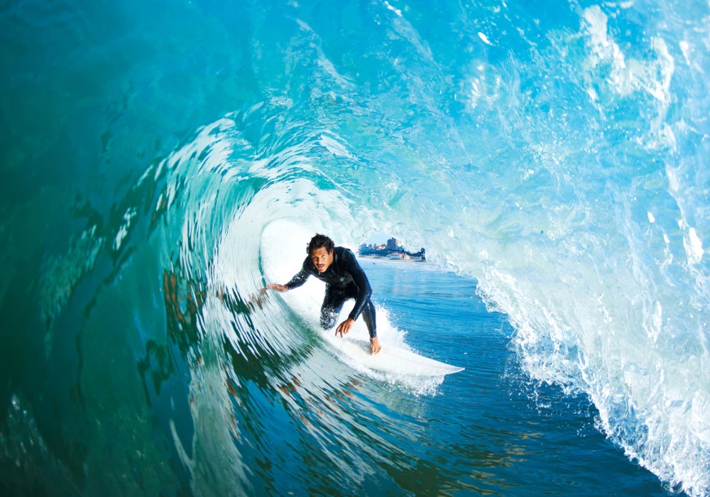 surfer-on-blue-ocean-wave